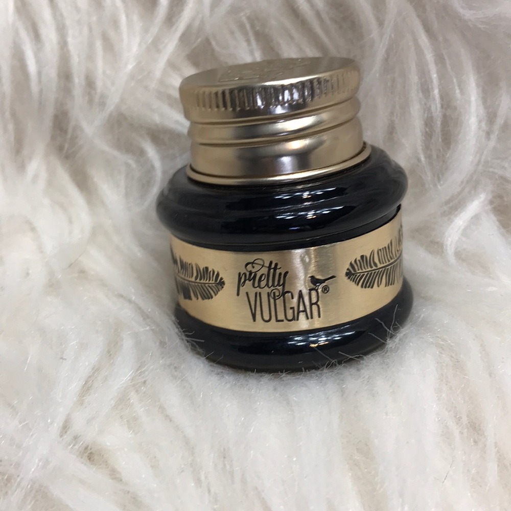 Pretty Vulgar gel Eyeliner